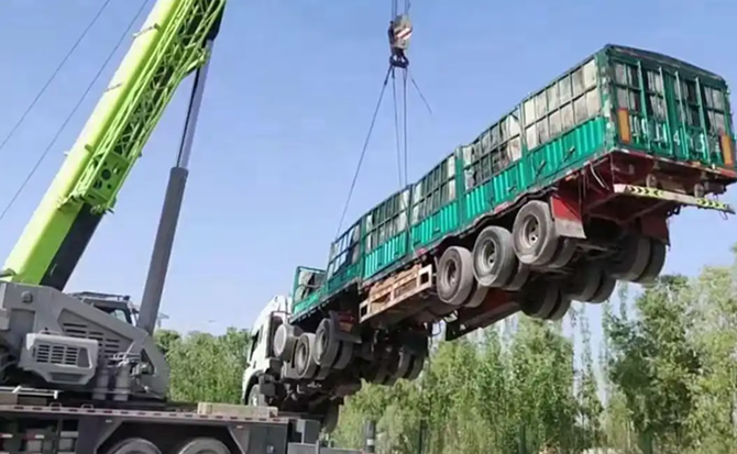 大足区道路脱困救援案例